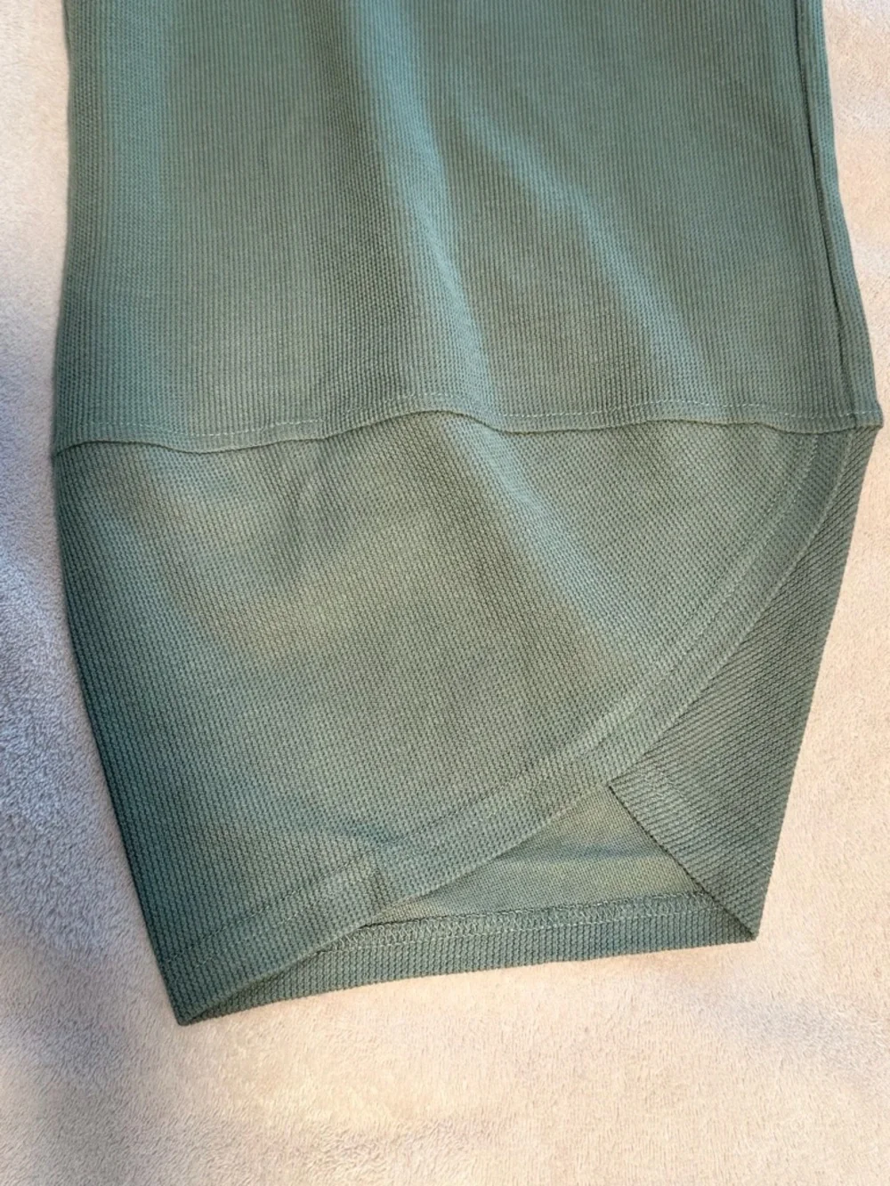 Olive Green Pull-On NWT Pants -L - Picture 3 of 5